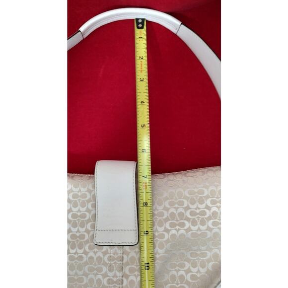 VTG Coach 6818 Soho Handbag 2004 Cream White Leather Brown Int Silver Hardware - Picture 8 of 9